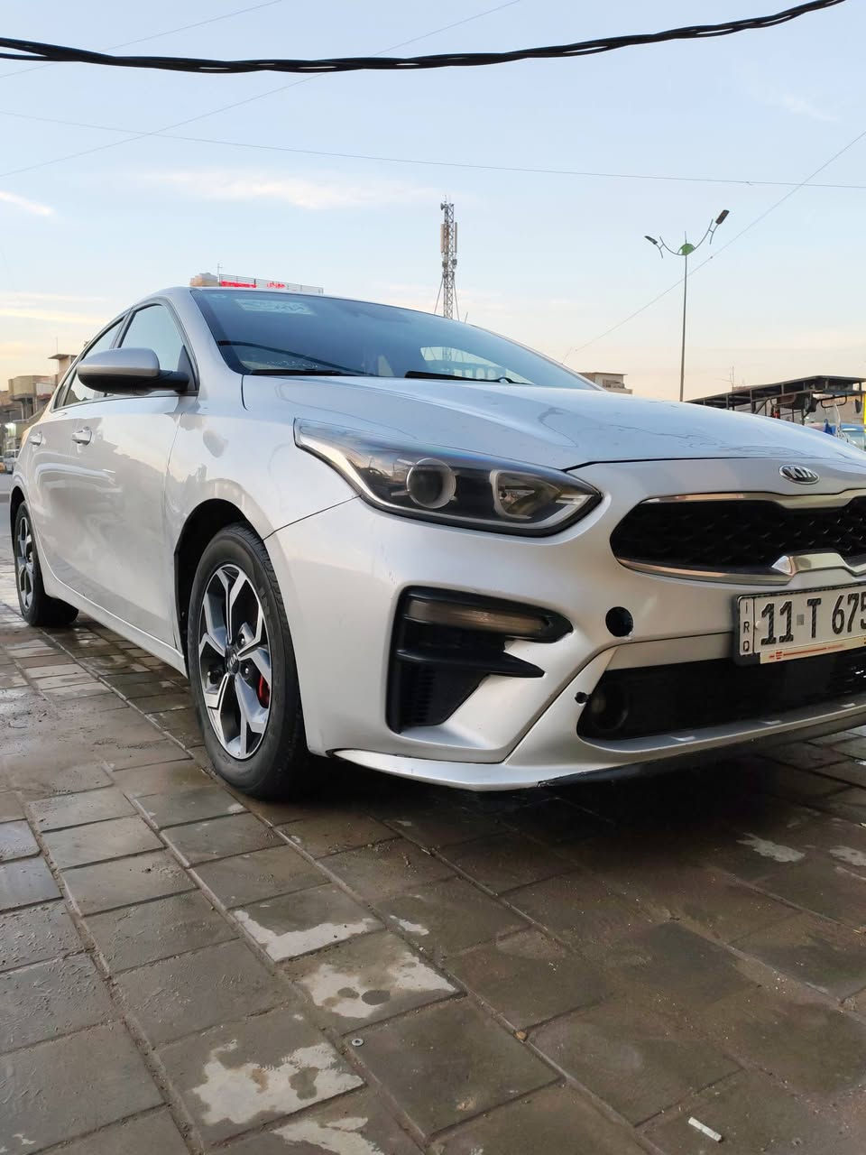 كيا فورتي موديل 2019
السعر 125$وبيه حك جيه
حادثة جاملغ وبنيد بدون دواخل 
سونار بالمنشور
مكينه دوش 2000
كير اي تي 
115ماشيه 
رقم بغداد تحويل 
كير مكينه حداديه جاهزه من كلشي 
وارد امريكي  
المواصفات 
تحديد مسار 
كامره دواره 
حساسات 
تحكمات استيرن 
ثلاثه وضعيه انضمه قياده 
الاستفسار اكثر الاتصال على الرقم 
***********
