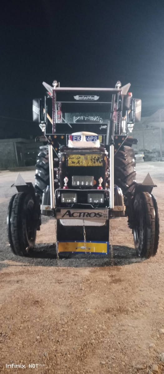 عنتر للبيع كامله تخم تاير كامله مكمله موديل 87 رقمي *********** كورك *********** اثير السعر خاص
