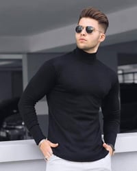 رجالي • نص رقبة • بجميع القياسات