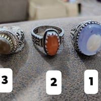 1 جزع يماني لون نادر سعر ٥٠ 2 كصبه يماني قديم سعر ٥٠ 3 جزع يماني قديم ...