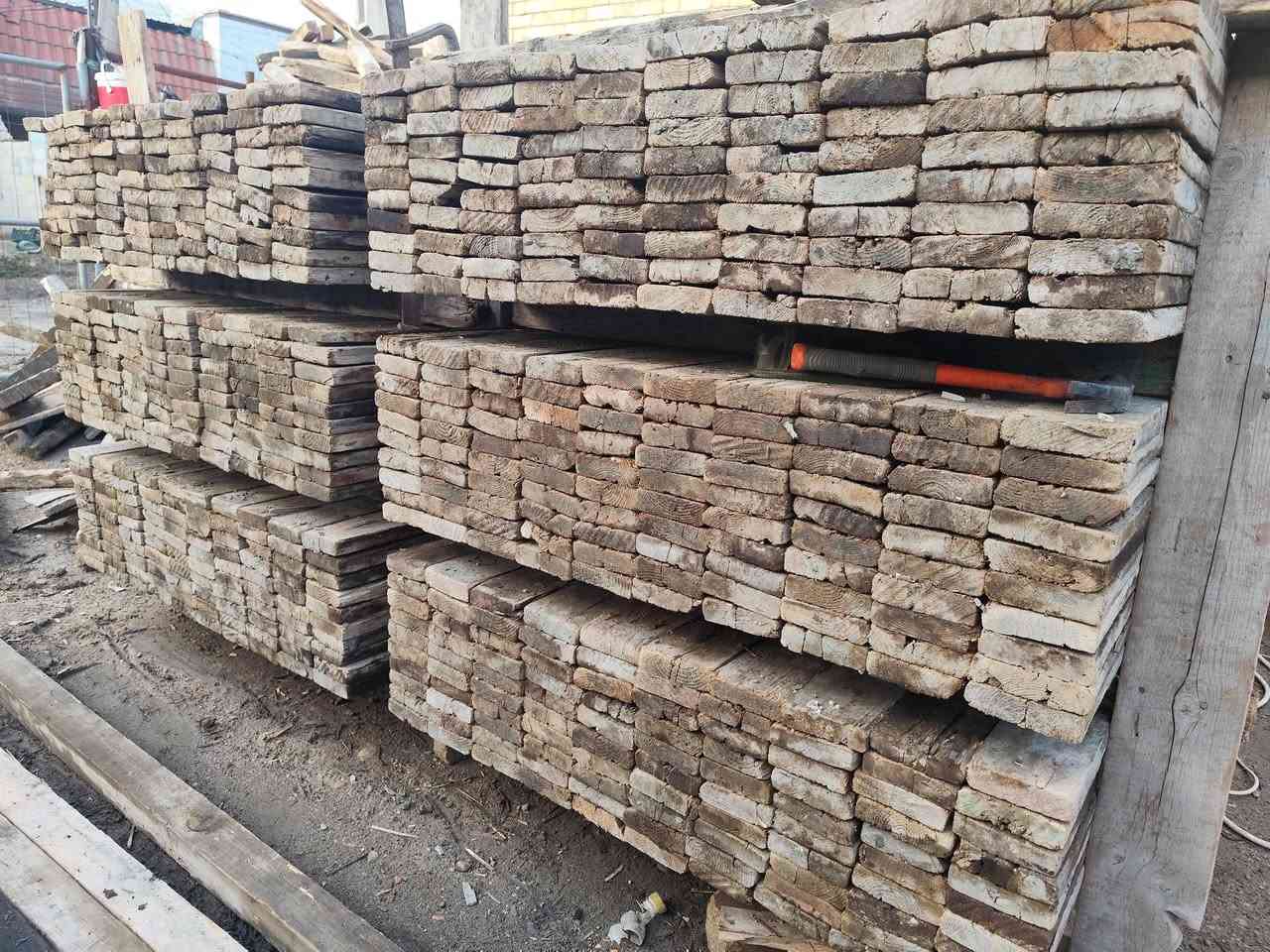 سلام عليكم لوح للبيع روسي تارس 25 طول اربع متر العنوان بابل الرقم ***********
