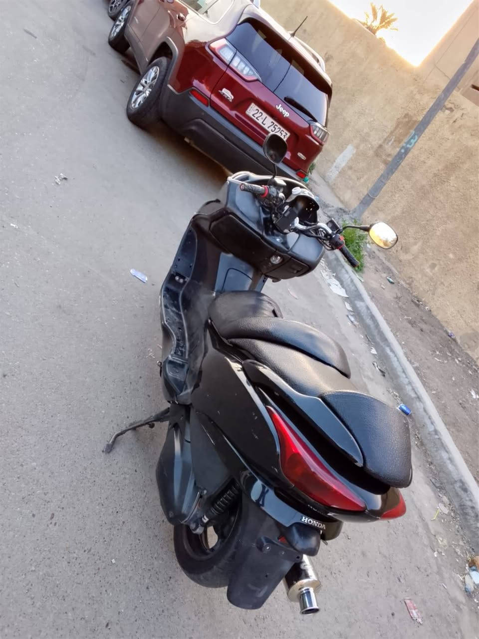 سلام عليكم دراجه فورزا 
    صفر 8
الدرجه كامله مابيها اي نقص 
سعرها 900
مكاني بغداد الأعظمية شارع الظباط 
  ***********
