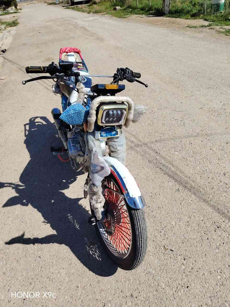 السلام عليكم دراجه تايكر البيع مديل 24 اي نقص مابيها دراجه كامله او متعوب عليها جمبزه اوراق كامله مكاني ديالى ناحيه السلام الاستفسار ***********
