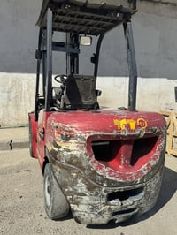 رافعة شوكية صيني yto موديل 2019  3طن  3 حركات  جب عالي  416 ساعة عمل  ...