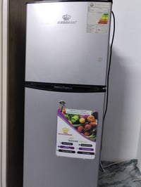 ثلاجه • نضيفه حيل • ماطور عاطل