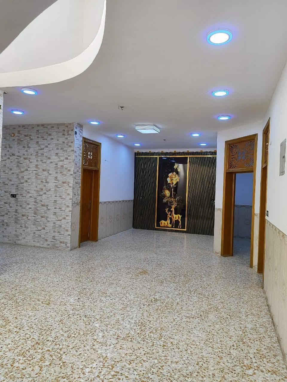 دار للبيع طابو زراعي سند 25
المساحة 240
العنوان شارع الطهمازية مقابل ملعب عماد
***********
