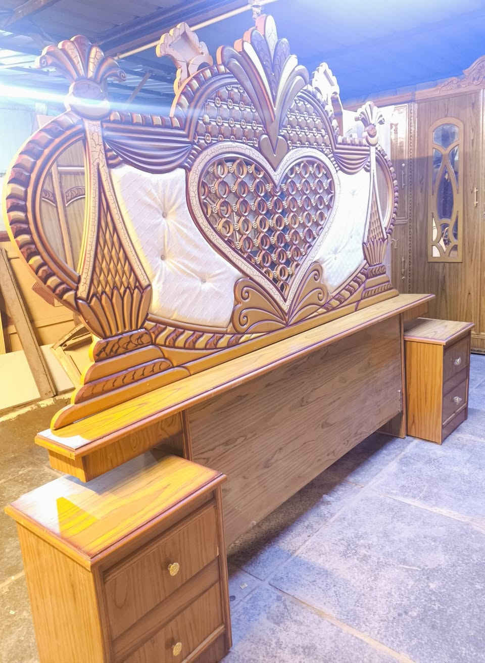 سلام عليكم غرفه ام 6 ملحق طابقين مستخدمه نضافتهه فول سعر
750 هيه وشد ونقل عنوان ميسان


**إذا كنت صاحب هذا الإعلان وتريد حذفه لأي سبب، رجاءا أرسل رسالة إلى الدعم الفني**