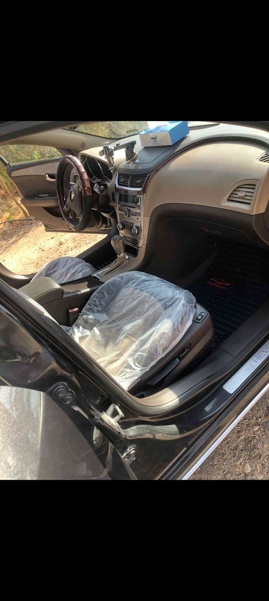 ماليبو موديل 2012 خليجي +منظومة غاز إيطاليه 
مكفولة كفالة عامة حسب السونار بالصور
مواصفات LTZ فول
محرك 4 سلندر  
حجم محرك 2400
داخل بيجي
كشنات جلد
كشنات كهربائي 
حساسات خلفي 
تحكم استيرن 
ثبيت سرعه 
مانع انزلاق 
كير محرك بشرط لا صرف لا بخار كلش جديد 
تخم تايرات جديد
كهربائيات كلها على وضع الشركة 

السعر _ 110 و بيها مجال
***********
