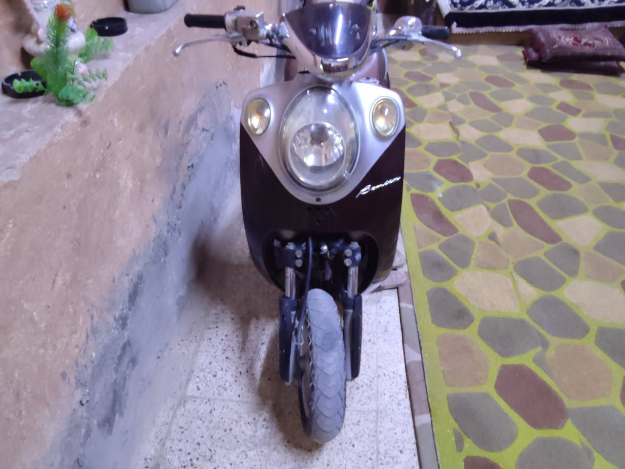 السلام عليكم
دراجة هوندا دليم  كوري سرعة 90
عوزهة بس باتري  وجاملغ وكفراتها الصفاح موجودة 
كابريتر محورة مال بطة خط واحد
سعر على الخاص


**إذا كنت صاحب هذا الإعلان وتريد حذفه لأي سبب، رجاءا أرسل رسالة إلى الدعم الفني**