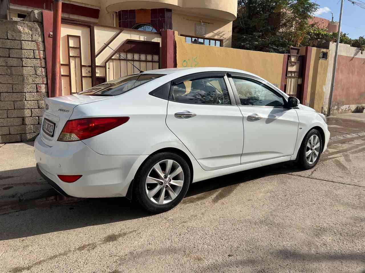 السلام عليكم اكسنت للبيع بدون ضرر ولا صبغ. موديل 13
***********
***********
سعر 108
