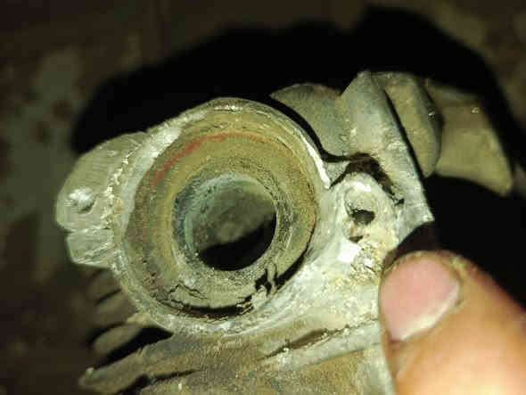 السلام عليكم كور بلادي 120ماكس عدله كامل وبوشه 55اصليه تايوان مكان بغداد الشعله توصيل موجود ***********
