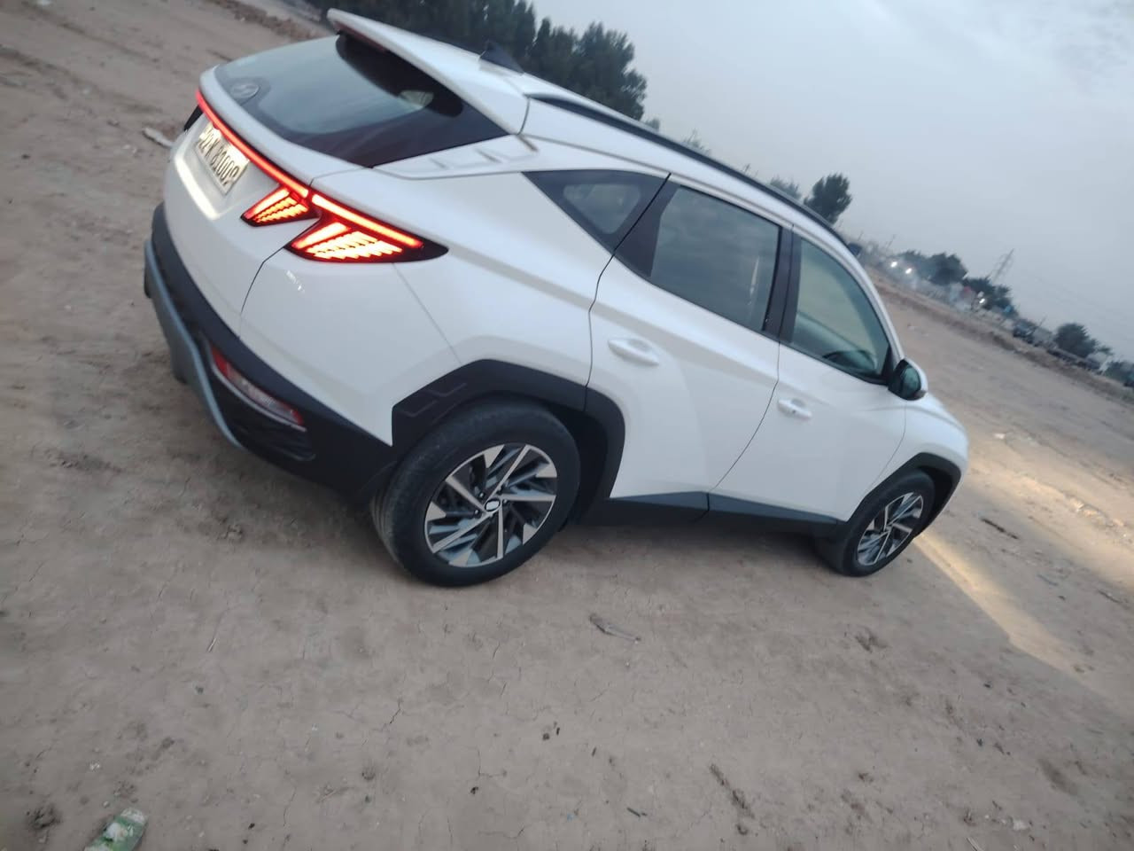 السلام عليكم
توسان موديل 24 خليجي كفاله عامه من البارد والصبغ 
عدا هاي الرصعه
مكان بابل سياحي 
للستفسار اتصل على الرقم ***********
