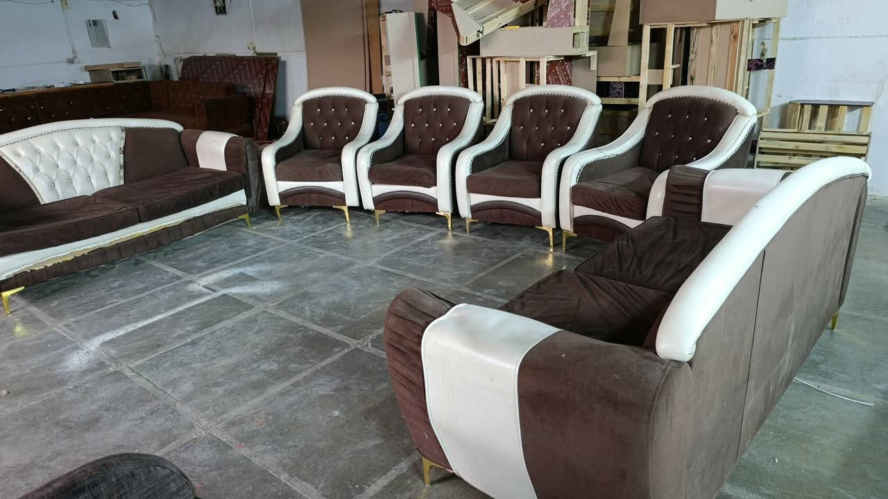 تخم بالة تركي نضافة نفس الصور السعر ٢٠٠ ،،،، ١٠ نفرات ٦ قطع  ،، عنوان حلة نادر ٣ مقابيل المركز الصحي معرض احمد العنزي لاثاث المنزلي واتساب ***********
