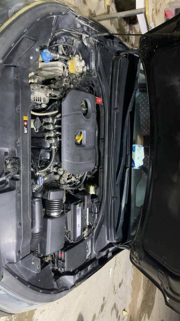 النترا موديل 19. حادث بنيد وجاملغ تبديل قطعتين فقط. لاشاصي ولالغد السياره فول 1/1. محرك دوش 2000.  كير At
تحكمات جهتين 
بصمه ترحيب 
بصمه تشغيل 
رادارات 
حساسات 
كاربلاي
تبريد تدفئه 
العنوان بغداد السعر 120$ 
***********
