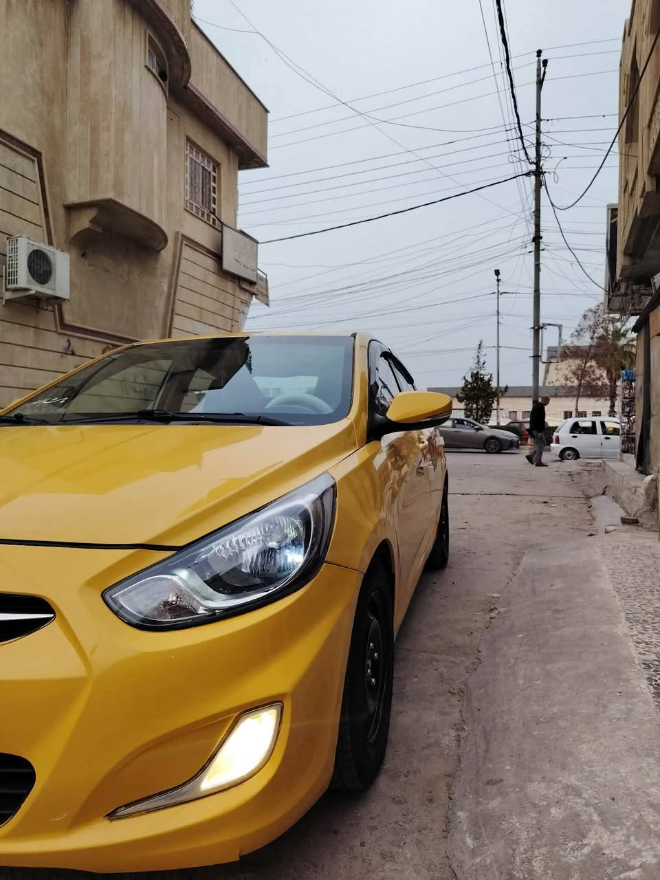 اكسنت للبيع موديل 2013
خليجي 1600 دوش 
بدون ضررر
منظومة زينون 
السيارة جاهزة خير من الله 
مكينة كير تبريد 
الهيئة والغرامات مصفرة 
***********
السعر 85
