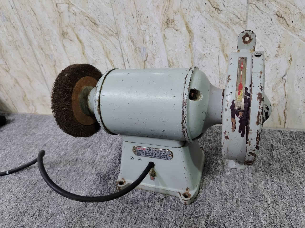 السلام عليكم
كوسرة للبيع
نضافة عالية
صيني مؤسسة
6انج
السعر 165 الف
عنوان بغداد
الحبيبية
***********
يوجد توصيل
