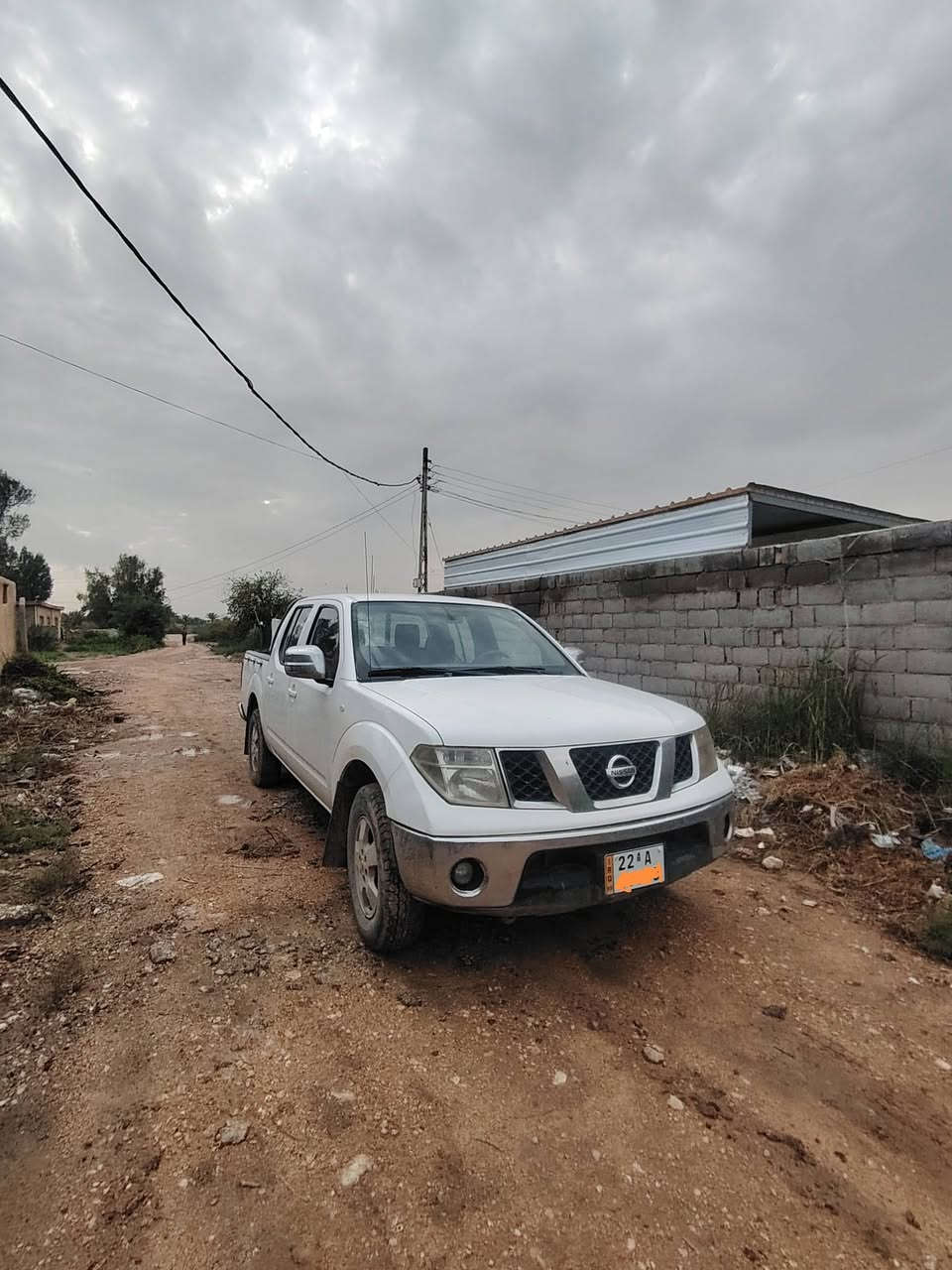 سلام عليكم  نيفاره للبيع 
مديل 2013 
فول مواصفات  كير اتوماتيك 
رقم اربيل دولي(تريد تحويل تريد وكاله) 
السياره كفاله عامه من اصبغ والتبديل والضربه 
السعر عل اتصال عنوان بابل 
***********
