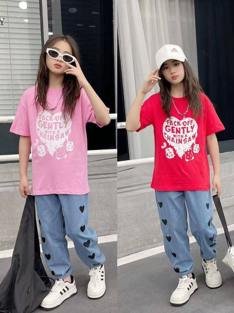 طقم #جينز بناتي راقي👧🏻👧🏻
يلبس عمر (5-12) سنة
بسعر (12000) بسسس 💵💵

للحجز والاستفسار مراسلة الصفحة ❤️


**إذا كنت صاحب هذا الإعلان وتريد حذفه لأي سبب، رجاءا أرسل رسالة إلى الدعم الفني**
