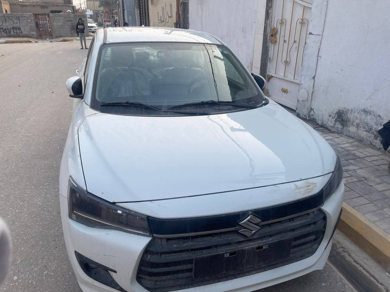 السلام عليكم
2026 سوزوكي دزاير هايبرد  خليجي ماشية ٢٠٠كيلو يعني زيرو فقط مكفولة من كل شي يابانية 
محجوزه استقطاع مباشر 

ضمان 3 سنوات او 100 الف كيلو
المواصفات
بصمة 
مري شفط
اشاير بالمري
تبريد قطعتين
لايتات امامي خلفي بروجكتر LED
شاشة جبيرة 
كامرة
كار بلي و اندرويد اوتو وايرلس
السيارة تبريدها قوي و جدا اقتصادية بالبانزين 
السيارة رقم بغداد
مكان السياره سماوه
السعر 130 و بيها مجال
للاتصال /
***********
