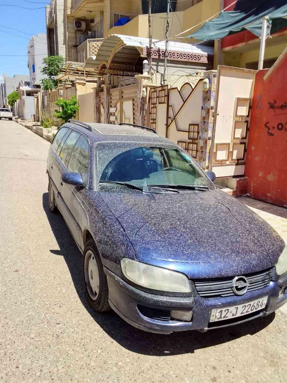 اوميكا بزون 
محرك 2000 فل قبغ اسود 
محرك بي صرف 
طخم جديد
داخلها نضيف 
السعر 45


**إذا كنت صاحب هذا الإعلان وتريد حذفه لأي سبب، رجاءا أرسل رسالة إلى الدعم الفني**