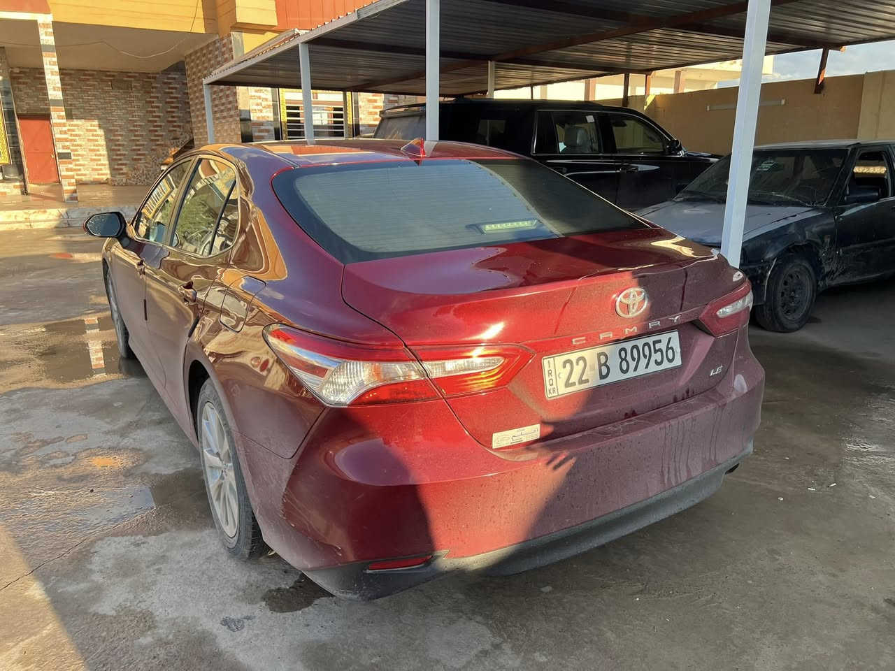 سلام عليكم 
كامري للبيع
موديل 2019 
كير ومحرك شرط 
تواير وصدر جدد
السعر 170 وبيها مجال للطيبين 
الرقم ***********
