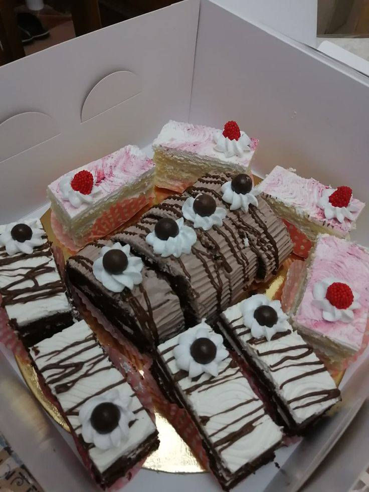 كيك ومعجنات نستقبل حجوزاتكم العنوان الراشدية حي الأعلام للاستفسار المراسله ع خاص يتوفر لدينا خدمة توصيل


**إذا كنت صاحب هذا الإعلان وتريد حذفه لأي سبب، رجاءا أرسل رسالة إلى الدعم الفني**