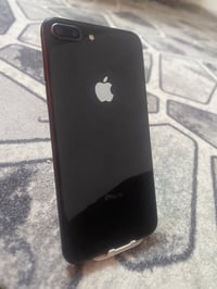 آيفون ٨ بلس • ٢٥٦ • كامرة رقم ١ معطلة