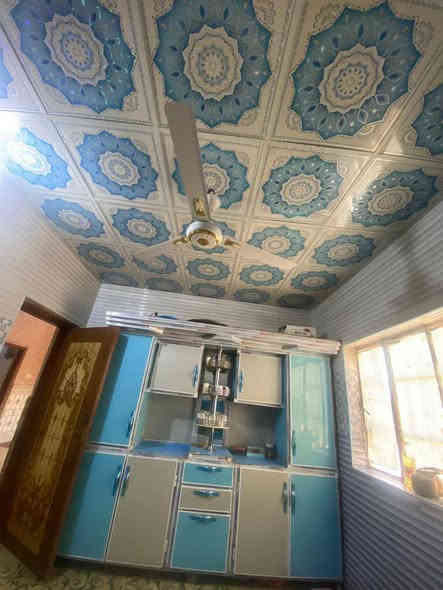 🏡 للبيع مزرعة وبيت مميز جداً

📞 للاستفسار: ***********

📍 الموقع: بعد تقاطع حي الفرات بمسافة قصيرة – طريق السنية السياحي
📐 المساحة الكلية: 650 متر مربع
🏗️ مساحة البناء: 250 متر مربع
🌳 المتبقي: حديقة مشجرة ومسيجة بالكامل

✨ المواصفات:
• غرفتان وصالة واستقبال
• مطبخ وصحيات داخلية وخارجية
• كراج وحديقة جميلة
• بناء طابوق درجة أولى + سيراميك + كهرباء درجة أولى
• ملبوخ من الخارج وتشطيب ممتاز جداً

🚰 الخدمات:
• تبليط
• ماء إسالة + ماء سقي
• كهرباء وطنية + مولد
• شارع كامل الخدمات
• موقع راقٍ وهادئ
