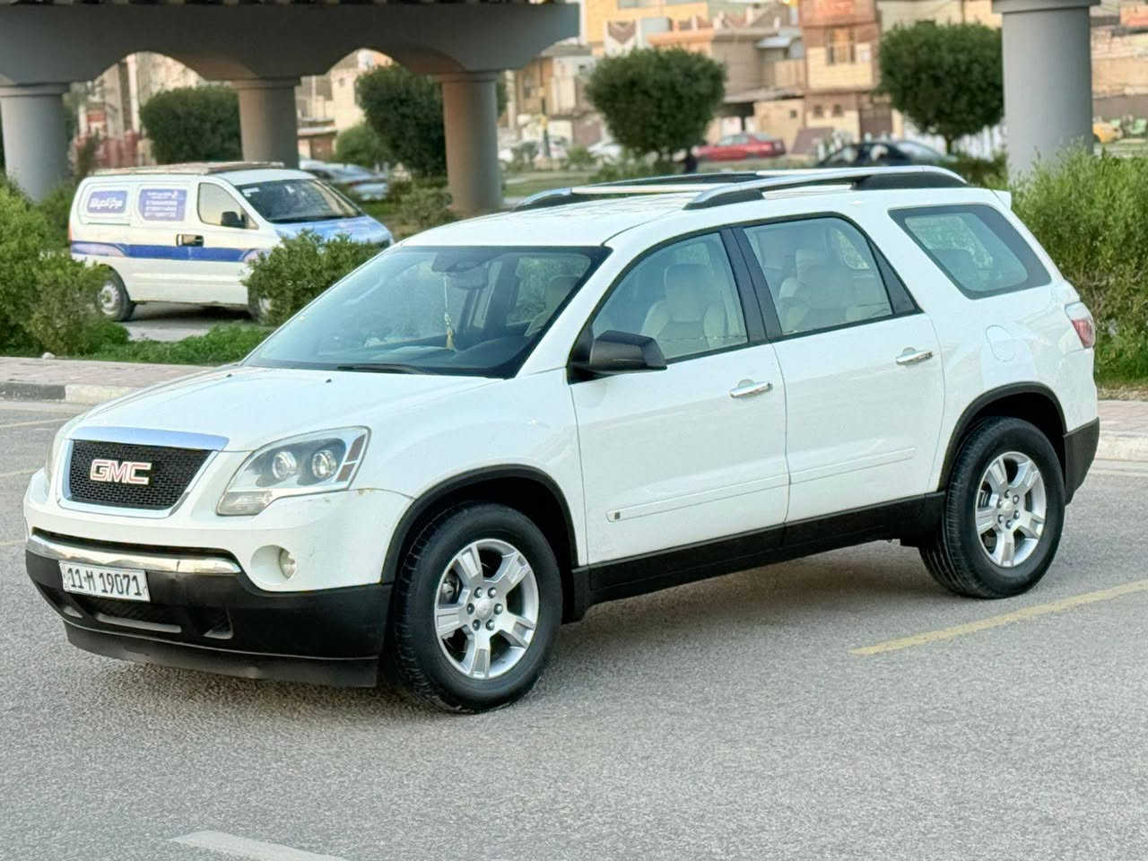 سلام عليكم جمسي اكاديه موديل 2009 مكفوله من الضربه والصبغ السعر 97 وبي مجال موصفات مكينه 3600 سبعه راكب داخل ملكي كشنات جلد تحكم ستيرن جهتين 3 قطع تبريد حساسات كامره خلفيه دواره مكينه وكير كفاله تخم تاير جديد حداديه رقم دولي تحويل مباشر سنويه لـ 29 العنوان كربلاء للستفسار ***********
