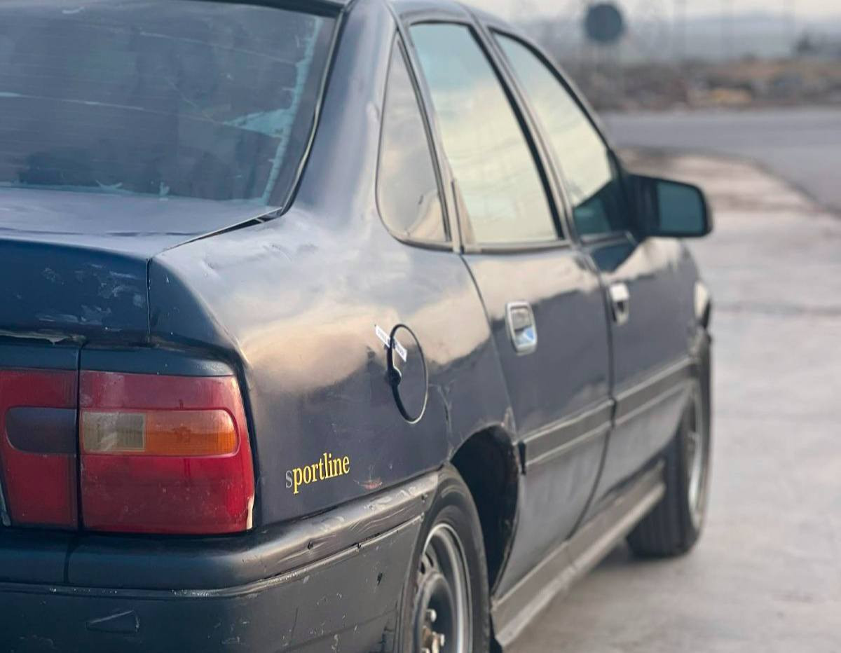 ئۆپل ڤیکترا  1995مەکینە 20
سقف سلایتە 
سەیارەکە چۆنی بڵێ پاک و خاوینە 
گیرومەکینە بەشەرت 

سعر لە کۆمێنت داوابکە ڕاستەخۆ بۆت دیت 📩 

هەمووگیانی بەشەرت 
مالی مەدینی بەشەرت

ژمارەی خاوەنی 
***********
