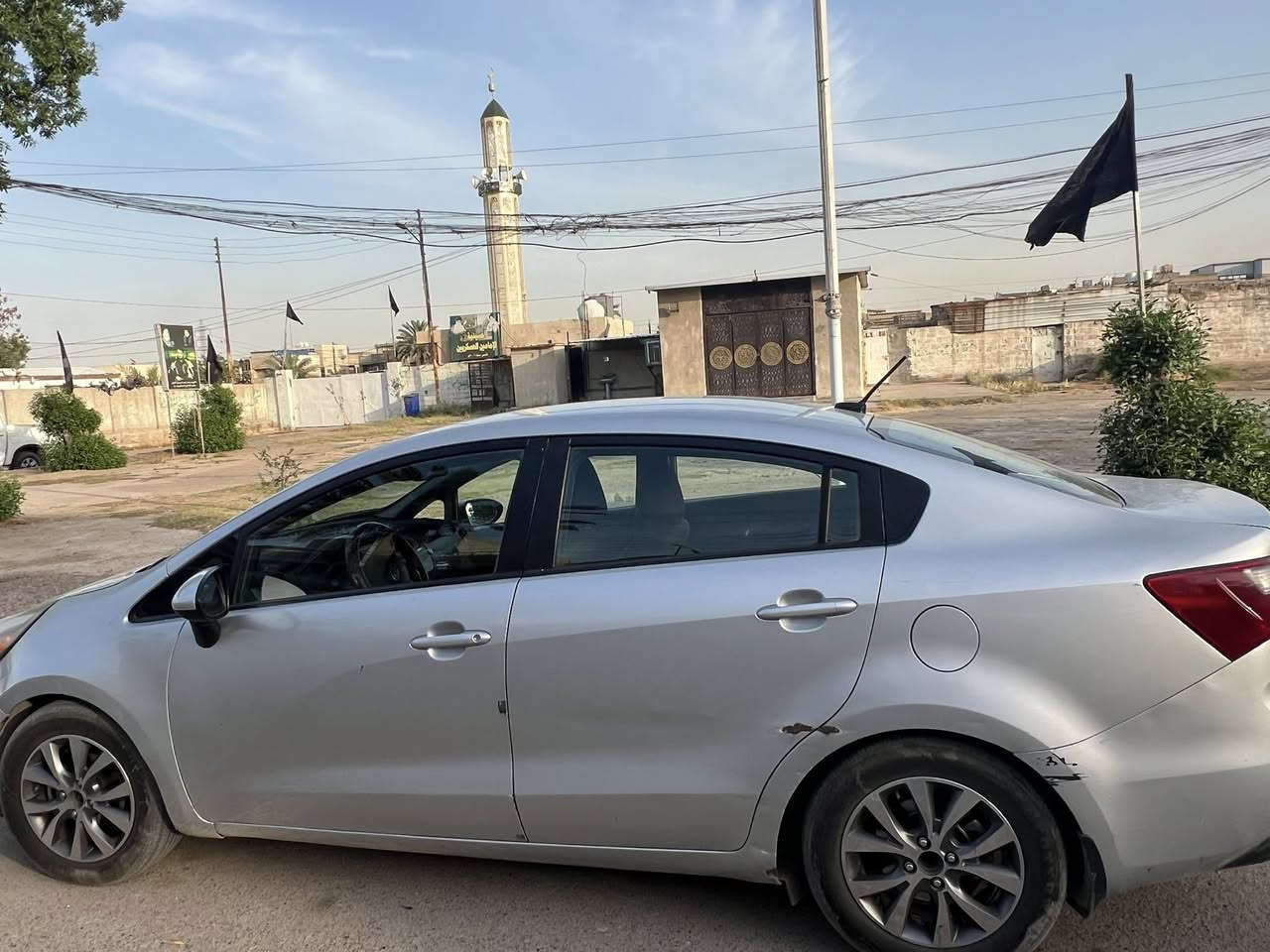 ريو للبيع موديل 16 ماشيه 136 أمريكي 1600 السونار موضح تبريد ثلج باسمي المكان الغزاليه السعر 80 الاتصال ***********
