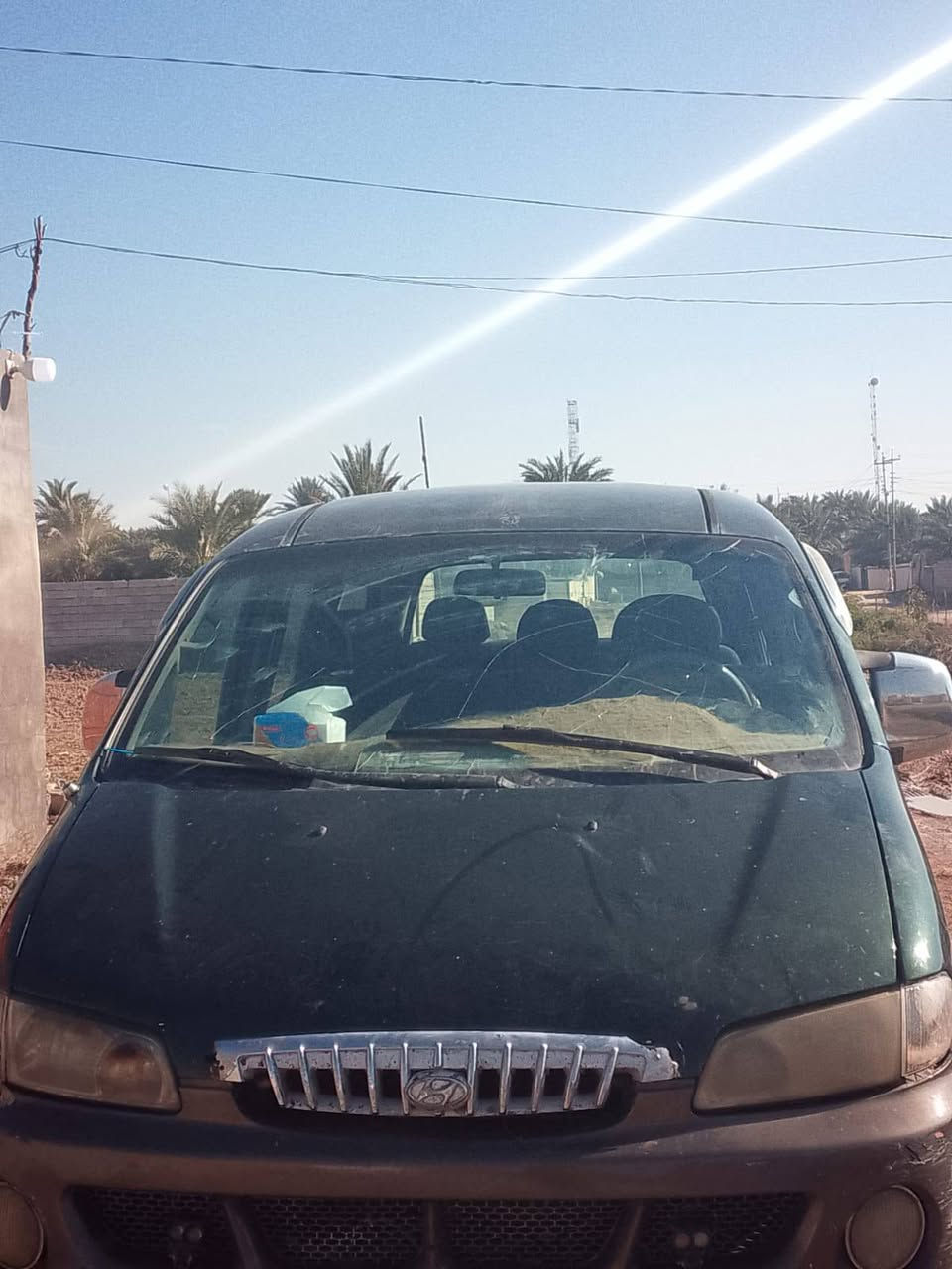 سياره ستاركس للبيع الفين (1) سياره نضيفه  *********** الاتصال
بهاذه الرقم
