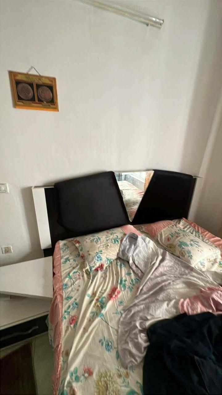 غرفة نوم ٦قطع١٧٥ سعر
وبيها مجال 
عنوان اربيل لاوان ستي


**إذا كنت صاحب هذا الإعلان وتريد حذفه لأي سبب، رجاءا أرسل رسالة إلى الدعم الفني**