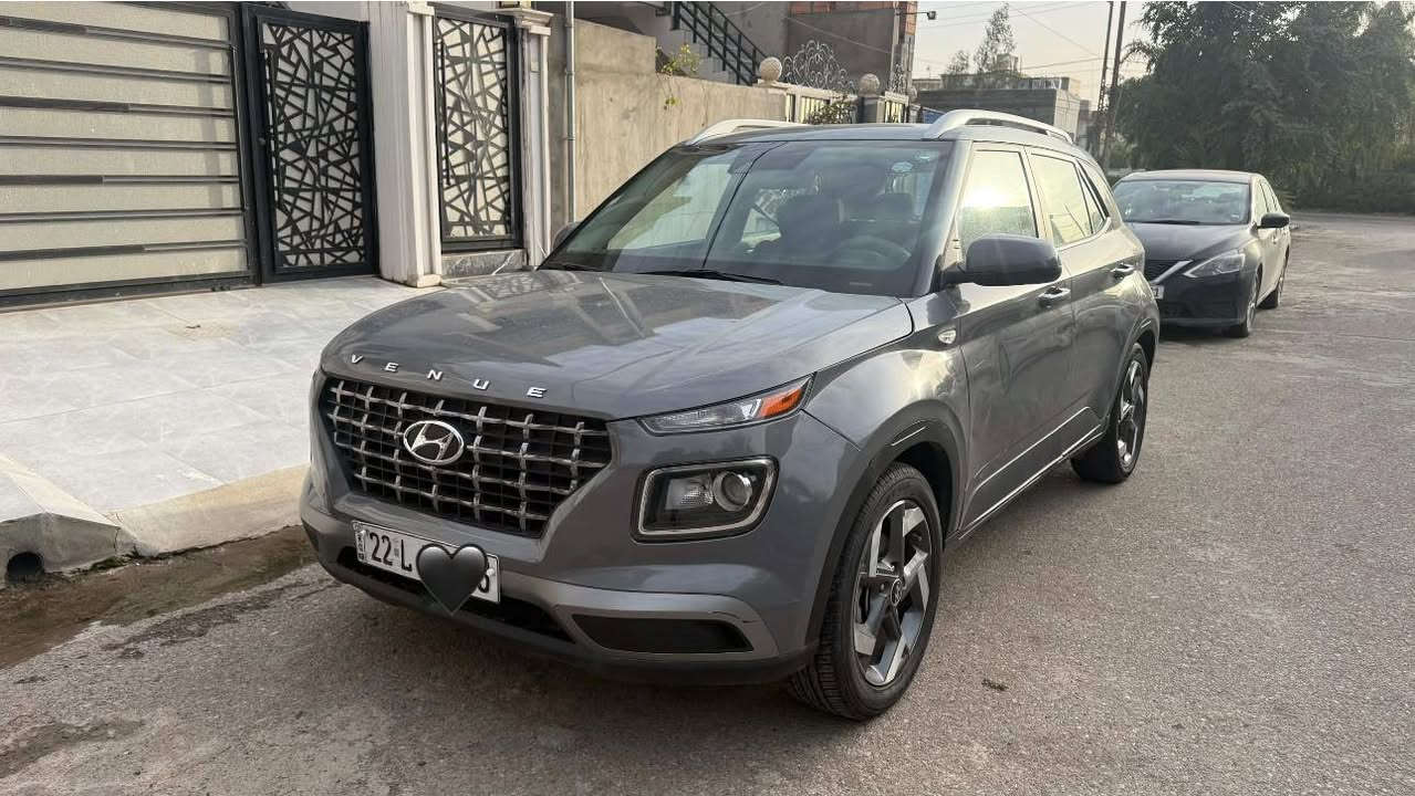 هونداي فينو موديل 2022
موصفات فول اسلايت 
شاشه جبير ويل جبير 
كير محرك شرط 
ماشيه 44 
دفتر بانزين موجود 
تحويل وكاله ثاني يوم 
مكان سياره كركوك الحبيبه (احتفالات )
*********** 
سعر 127 بي مجال ومراوسه حسب القناعه
