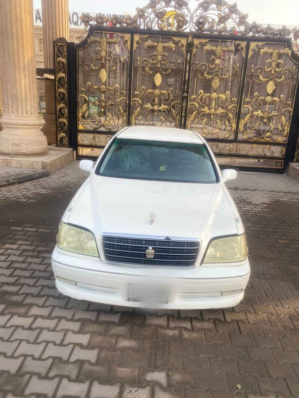 رقم صاحب السياره. *********** 
 جنون ادوات موديل 2002 كصه دخول جديد حداديه جديده باتري جديد تايرات جدد محرك D4 الصغير منضومه زنون جديدن ادامه كامله للمكينه مرايت شفط كهرباء تبريد خير من الله مكاني البصره مركز السعر 38 ورقه وبيها مجال للطيبين.
