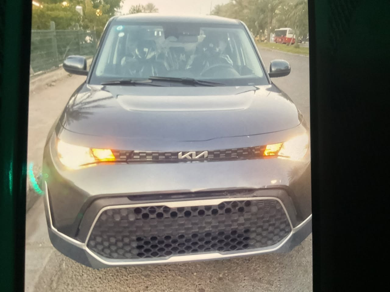 عندي صول للبيع موديل ٢٠٢٥ماشيه ٢٩الف وارد أمريكي ضربتهه خفيفه وصور الحادث موجودة بيهه وصل استلام السنويه والرقم من ابو المنفيس نفسه للاستفسار***********
