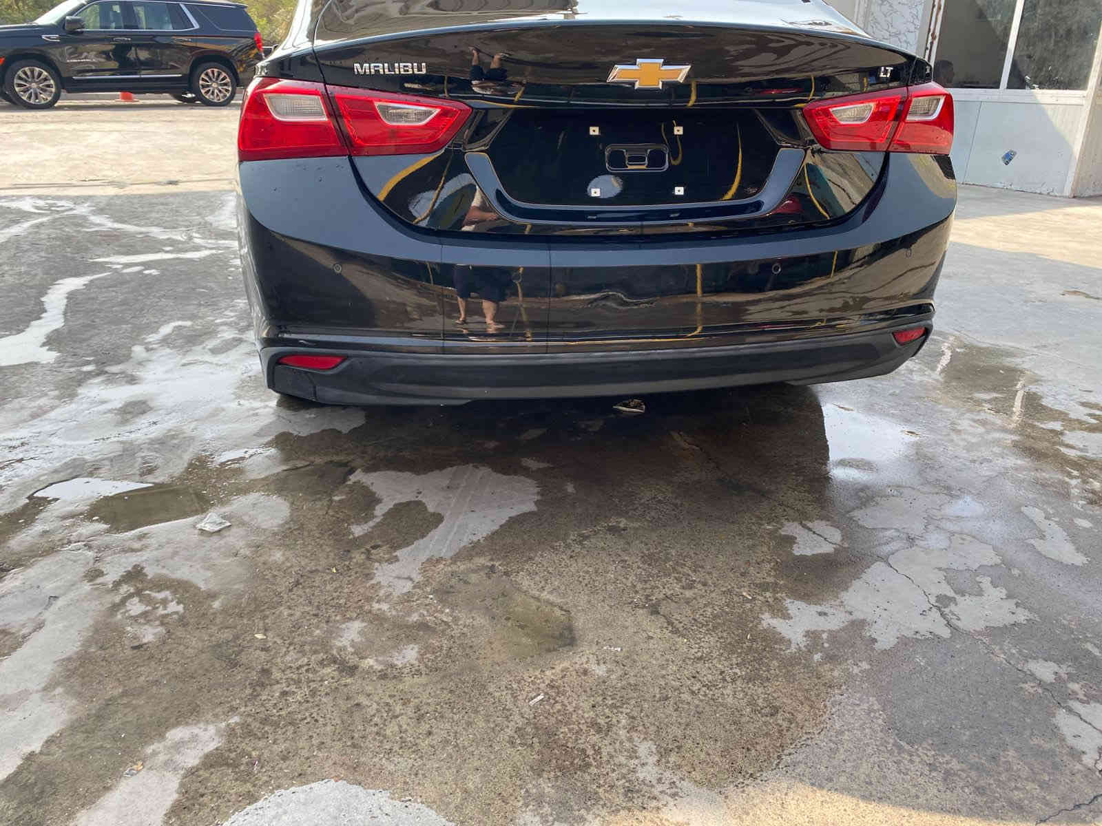 السلام عليكم بدون رقم 
شوفرليت ماليبو 2023 فئة LT بدون رقم  بدون ايرباك  مبدل باب نفس اللون وبيه بارد 
المواصفات : بانورما /حساس خلفي بلادي /بصمة تشغيل / تشغيل عن بعد / كرسي كهرباء / تحكم ستيرن / شاشة كبيرة / تدفئة كشنات / رادار امامي / اطفاء ذاتي / بلوجكتر LED / ويل كب بريمر / قطعتين تبريد / مانع انزلاق / بلوتوث / اواكس / USB / محرك 1500 T
عدد المسافة 28000الف ميل 
السعر 149ورقة
للتواصل والاستفسار : ***********
