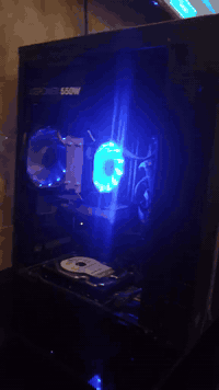 مواصفات الكيس 
كور اي 3 جيل 9
كرت الشاشه 1050ti 
v2رام 
550واط
ذاكره 256ssd 
للتواصل ‏‪0770 975 8417‬‏
