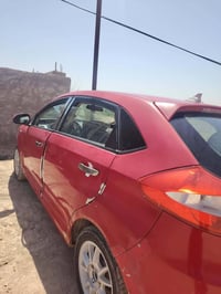 موديل ٢٠١٢ • رقم بابل • بحاجة شغلات