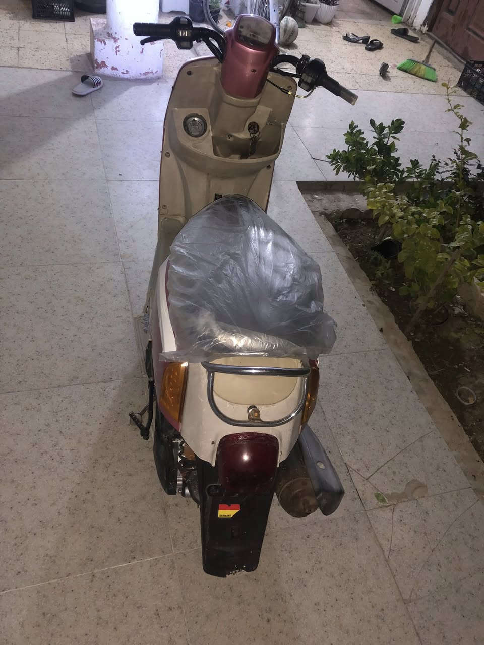 سلام عليكم ماكس بوليس للبيع  مكينا مال حاويه جديدا مشدوده بس فشكها بيه نواقص خفيفه سعر 400 دراجه خير من الله ويل كب دبل خلفي رياضي بيها  يداد رياضيات  هاذا رقمي ***********ما متواجد عل فيس
