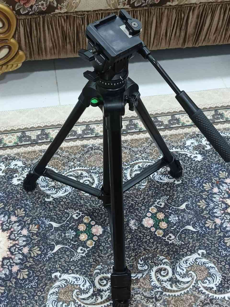 السلام عليكم استاند كامرة للبيع متواجد خاص  واتساب ***********
