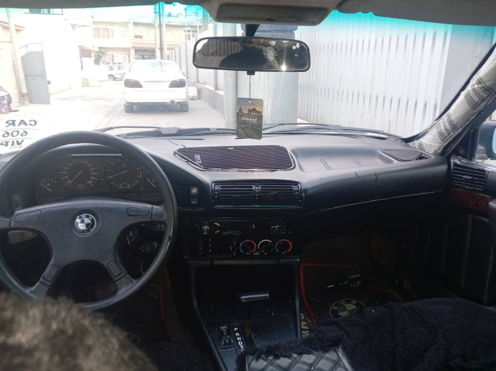 بيم ٥٢٥ موديل ١٩٩٣ مه كينه و كيري به شه رت مه كينه ٢٥ تو ماتيكه ٤جام كا ره با فوله ببه س سلايت نيه ده عمو ليدراوي نيه تا يه و ويلي M ته قه و ره قه ي تيدا نيه ئا رمي بلاستيكي سليمانيه ئا رمو ئه وه ليات به شه رت ته بريدي كه رميو سا ردي ئيشده كات سعريشي ٤٧ كه لا كو رينه وه ش ده كه م به شتيك به دلم بيت *********** السليمانية, العراق
