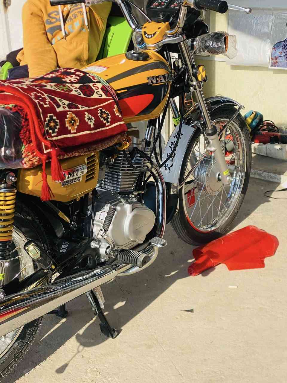 سلام عليكم نامه للبيع موديل 2025 تعمير يم مجمع عمر الريس شاصي أوراق ستنساخ كامله مكمله 
كلشي شغال نقص واحد ما بيها 
مكان حله نادر قرب معمل الغاز 
سعر 900 وبيها مجال 
‭0783 822 4760‬
