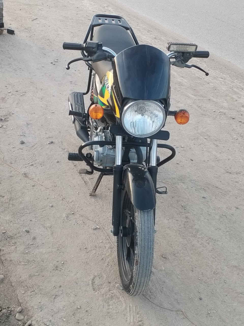 بوكسر مكفول شرط انضف من الصوره موديل٢١
***********مكاني الرفاعي
