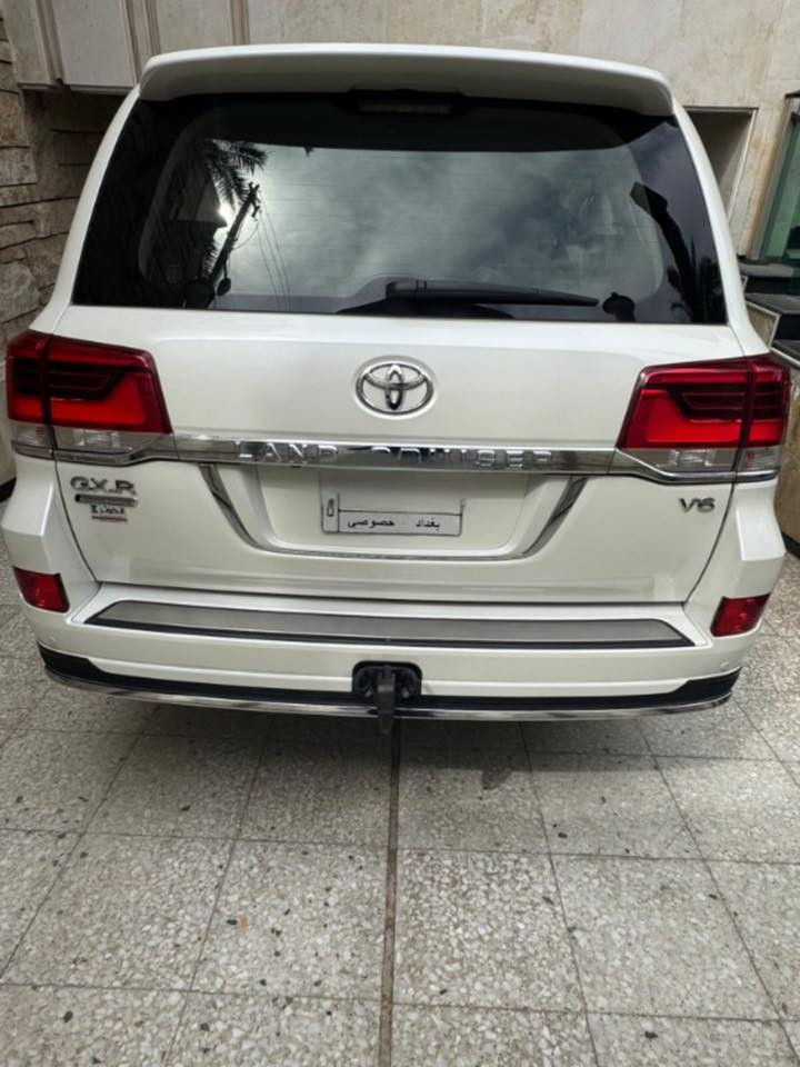 سلام عليكم
لاندكروز 2021 مكفوله كفاله عامه من الصبغ والبارد والتبديل 
سياره مكينه 4000 /6سلندر فول مواصفات 1/1 كشنات جلد وكهرباء قرميطي ثلاثة شاشات اصليه5️⃣ بصمات جنطه كهرباء ⚡️ شحن لاسلكي سلايت روف دشبول لكزس ماشيه 43 الف كيلو حقيقي  شرط الفحص رقم بغداد مشروع وطني باسمي تحويل ثاني يوم
مكانه بغداد المنصور 
السعر الاتصال ***********
