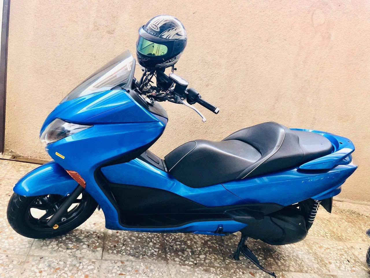 اللهم صلي على محمد وآل محمد
فورزه 010 اس سفن كفاله عامه منضومة زنون يابانيه اصليه تجوه ناصيه باتري جديد زوج تاير جديد دسكات امامي وخلفي جديد لون جويتي   دراجه كفاله محرك وكير وكهربائيات ومن صبغ 

نقصه فقط دوشمه كشن

مكاني سماوه قضاء رميثه

الشراي يتصل وبي خير ويدلل 

واتساب ‭ 0776 071 0104‬
