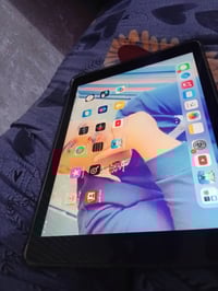 ايباد ابل مكفول من كلش جيل الخامس  ذاكره ١٢٨  ايباد  نضيف   نموذج A   ...