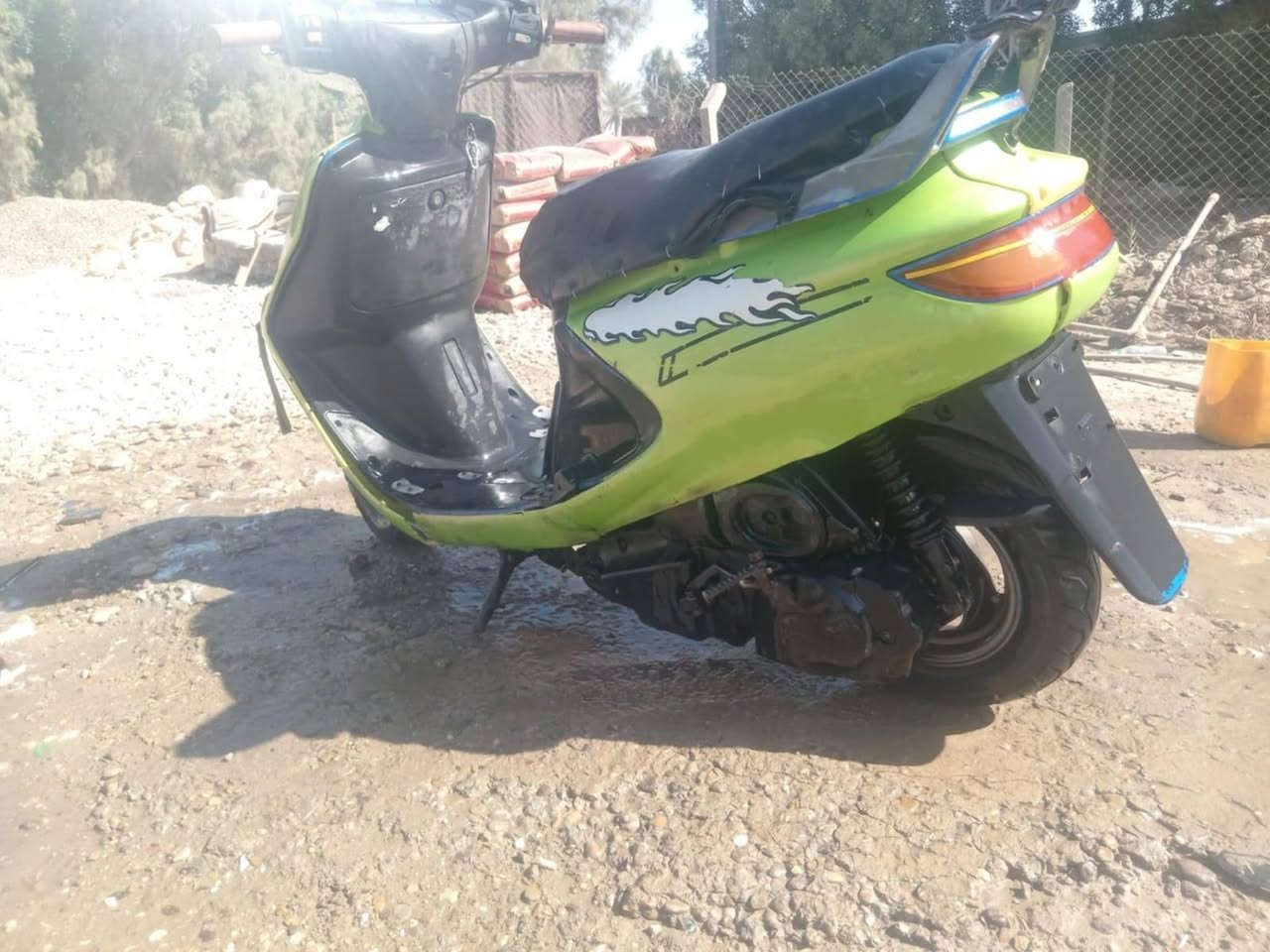 لبيع دراجه فراشه السعر 175 بابل الحمزة الغربي ***********
