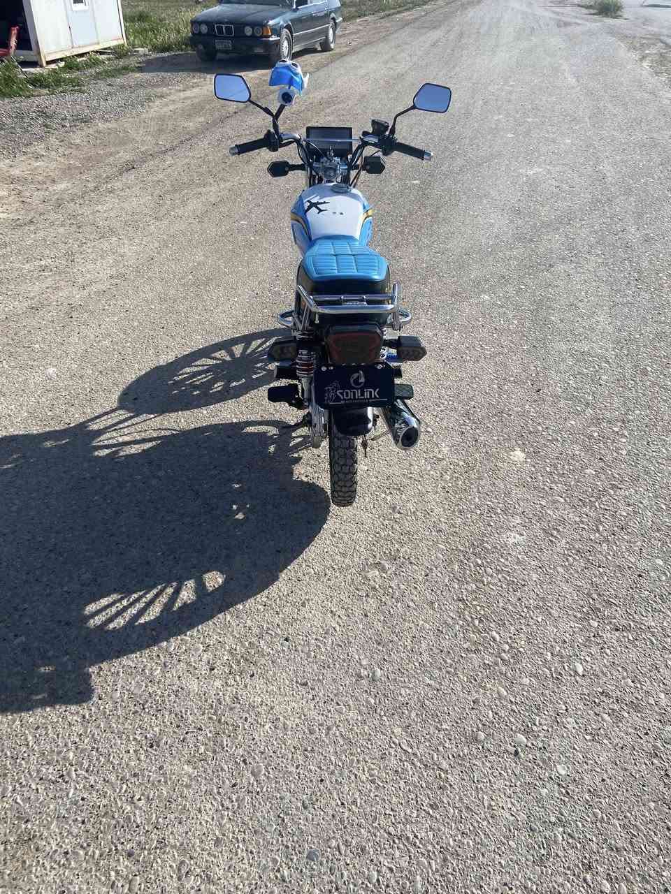 سلام عليكم شاشه محتركه  السعر 725 وبيها مجال محرك مامفتوح منفيس موجود مكاني سامراء
***********
