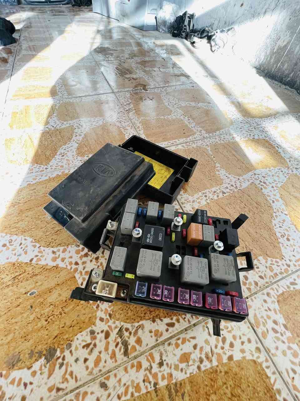 مواد حتياطيه سبكترا محرك 2000+سيراتو
حياكم الله اخوتي متوفر مواد حتياطيه للسبكترا وبعد يومين حاويه ومن االله التوفيق 

مجمع حسين فلاح ❤️🤍***********

حاليا غراض كامله متوفره عنبار 4 خطوط وقاعده فيوزات وغيرهه ويومين نززلكم منشوور للحاويه وبلخدمه 

  حله حي الصناعي ***********
